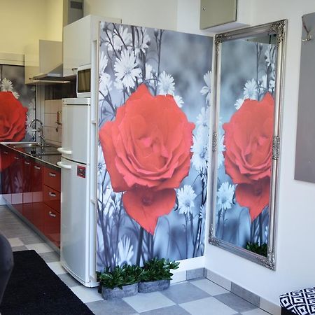 Apartament Studio Two Roses Split Zewnętrze zdjęcie