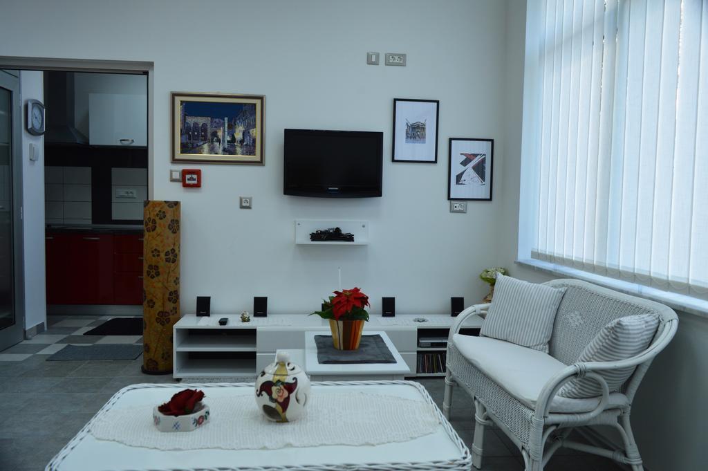 Apartament Studio Two Roses Split Zewnętrze zdjęcie