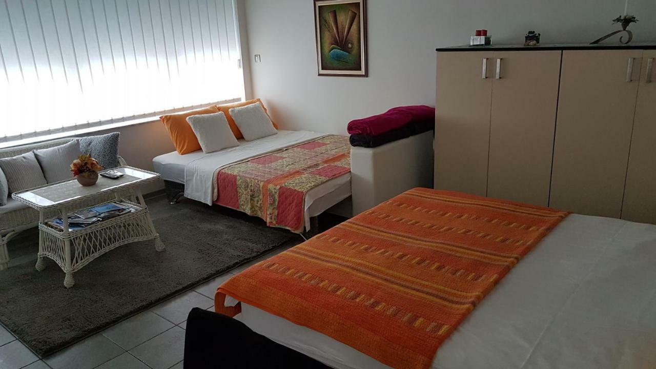 Apartament Studio Two Roses Split Zewnętrze zdjęcie